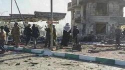 Iraq truck bomb explosion_00005227.jpg