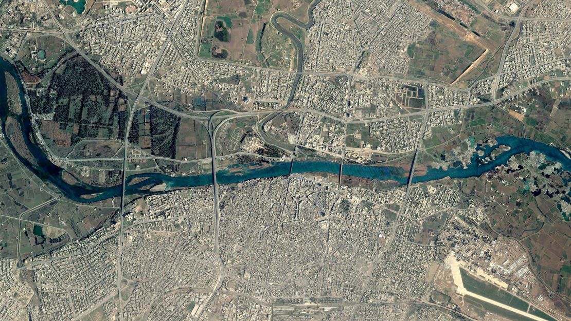 ISIS destroyed the five bridges linking east and west Mosul in January. (Photo taken before operation)