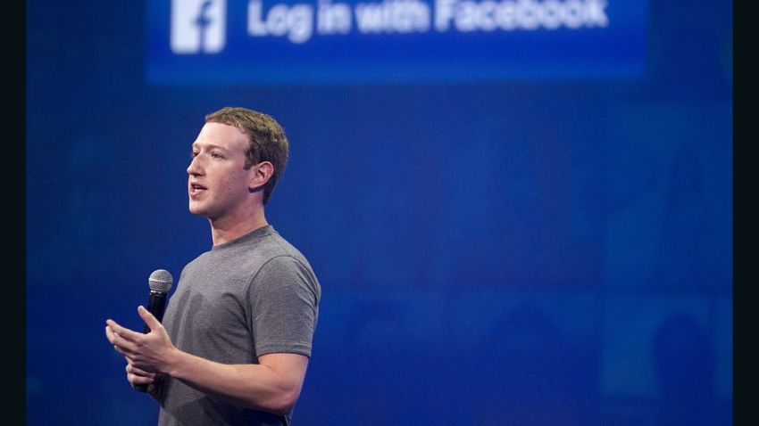 Facebook CEO Mark Zuckerberg speaks at the F8 summit in San Francisco, California, on March 25, 2015. Zuckerberg introduced a new messenger platform at the event.   AFP PHOTO/JOSH EDELSON        (Photo credit should read Josh Edelson/AFP/Getty Images)