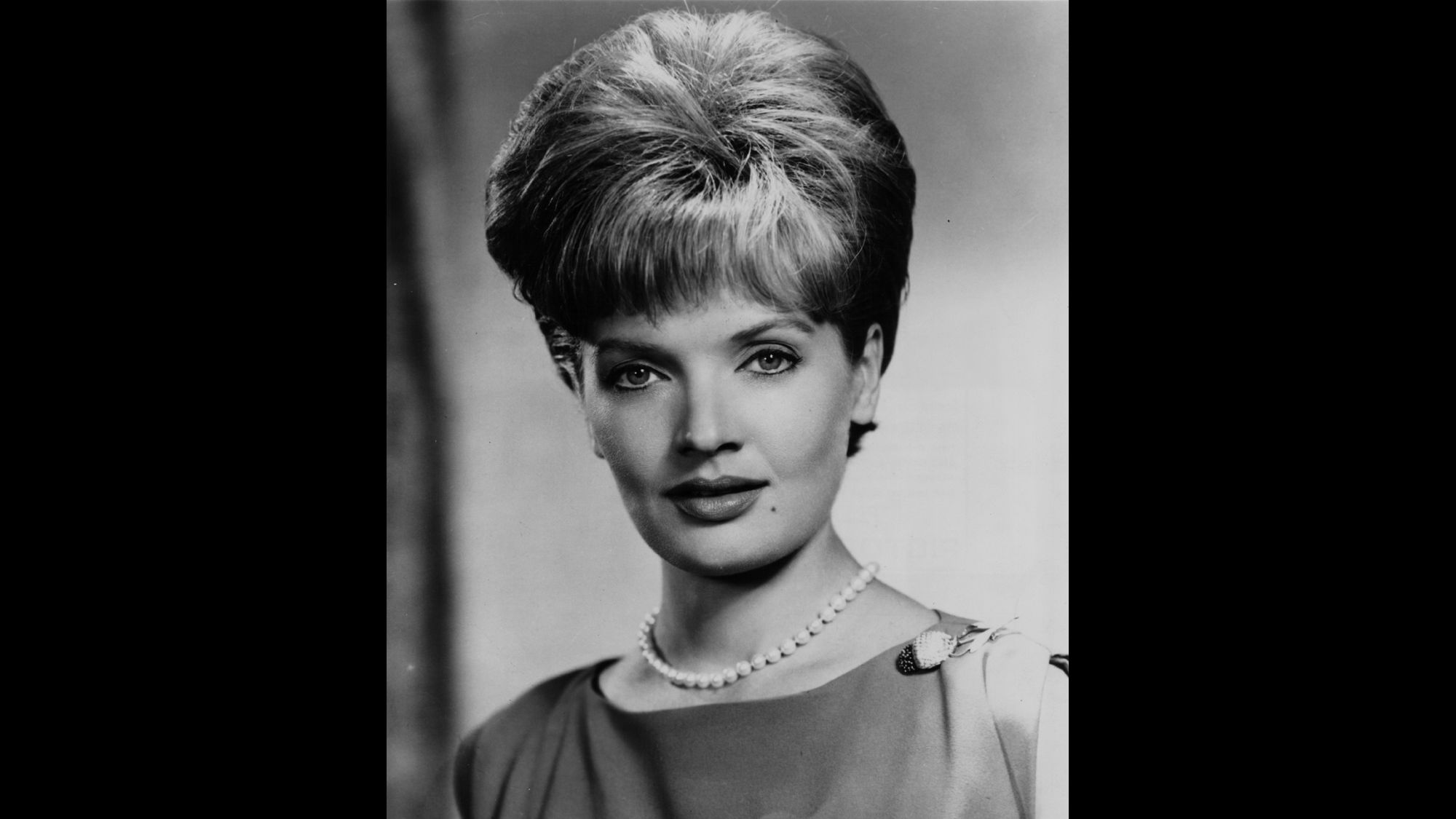 A look back at the life of Florence Henderson, 'America's mom