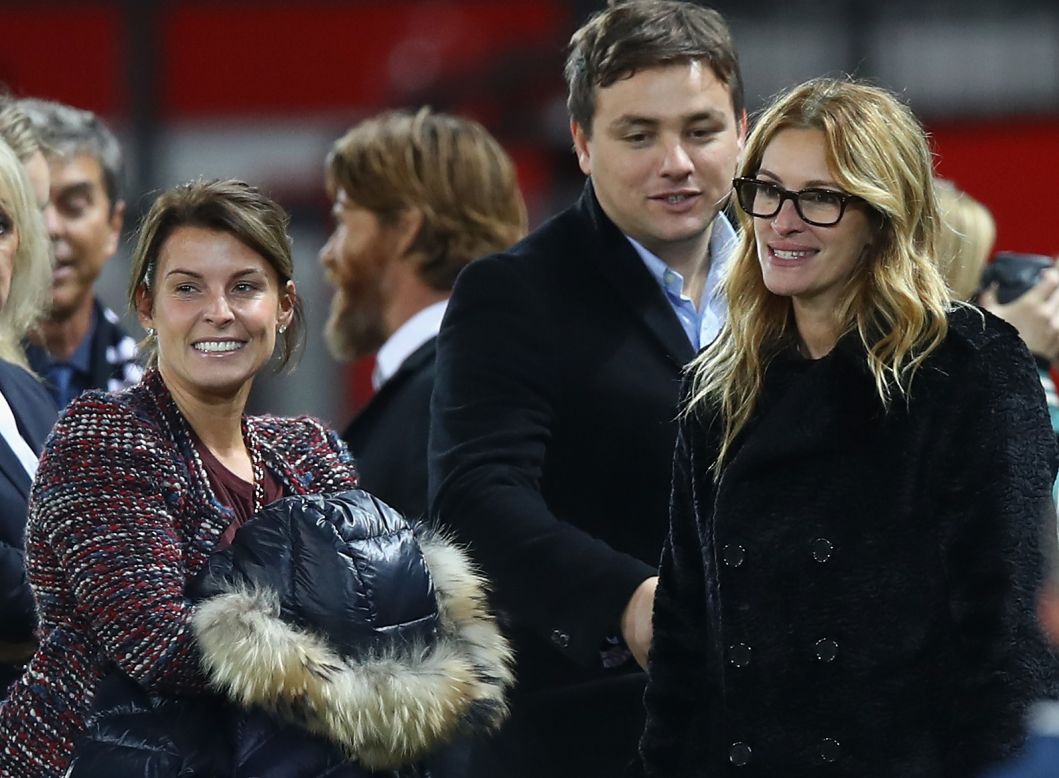 Julia Roberts spotted at Manchester United | CNN