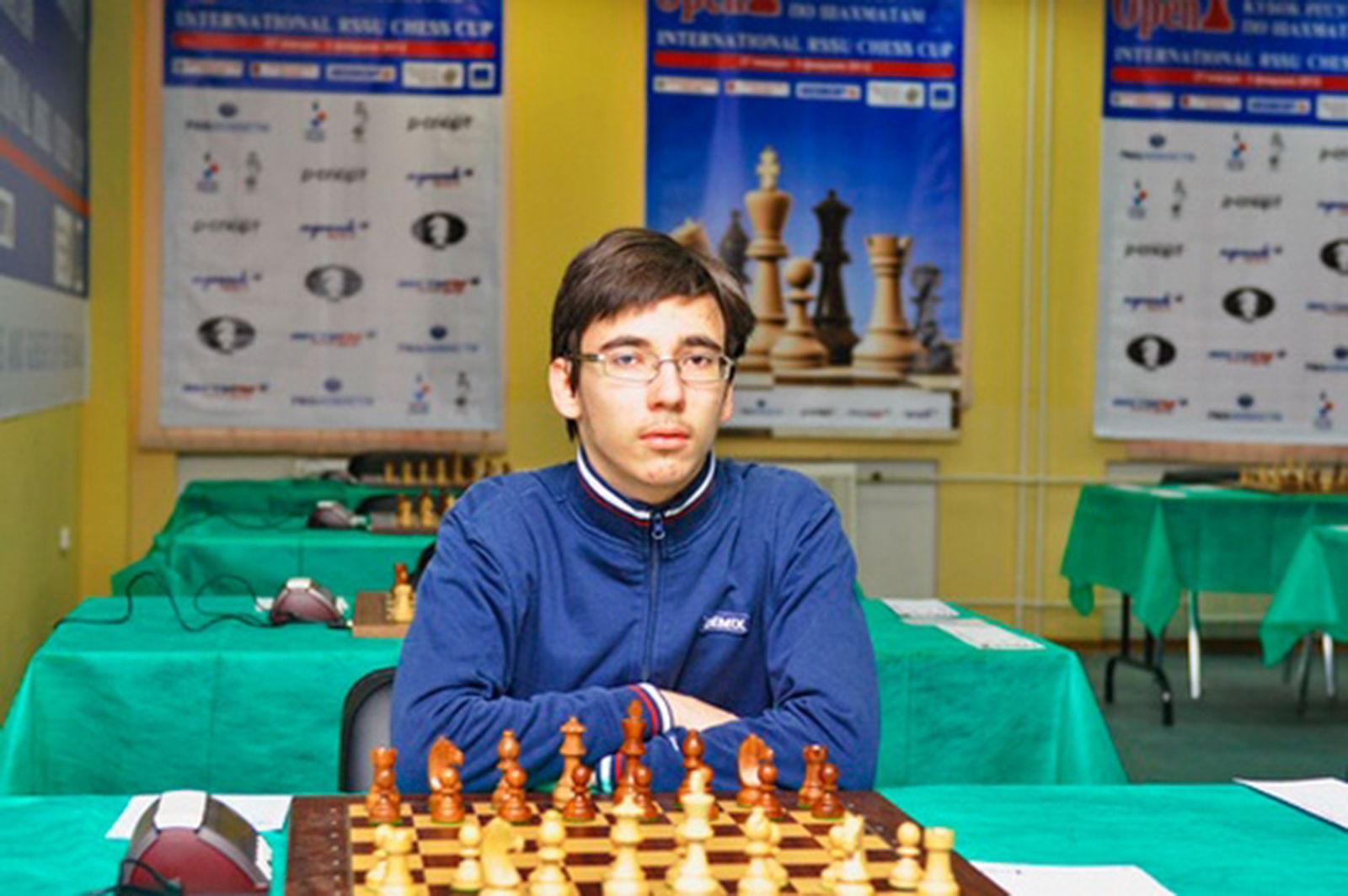 20-year-old Russian chess grandmaster Yuri Yeliseyev dies after fall from  12th storey balcony, The Independent