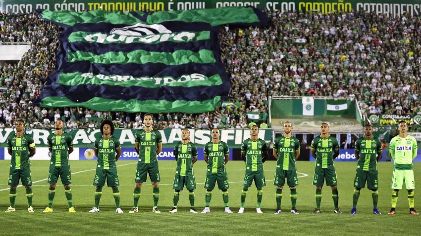 epa05652019 (FILE) A file picture dated 23 November 2016 of players of Chapecoense (L-R) Cleber Santana, Willian Thiego, Kempes, Neto, Ananias, Gil, Tiaguinho, Josimar, Mateus Caramelo, Dener, and goalkeeper Danilo before the Copa Sudamericana semi final second leg soccer match against San Lorenzo in Chapeco, Brazil. A total of 76 people died when an aircraft crashed late 28 November 2016 with 81 people on board, including the players of the Brazilian soccer club Chapecoense. The plane crashed in a mountainous area outside Medellin, Colombia as it was approaching the Jose Maria Cordoba airport. The cause of the incident is yet uknown. Chapecoense were scheduled to play in the Copa Sudamericana final against Medellin's Atletico Nacional on 30 November 2016.  EPA/FERNANDO REMOR