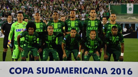 Chapecoense hoped to become the first Brazilian club to win the South American Cup final since 2008.