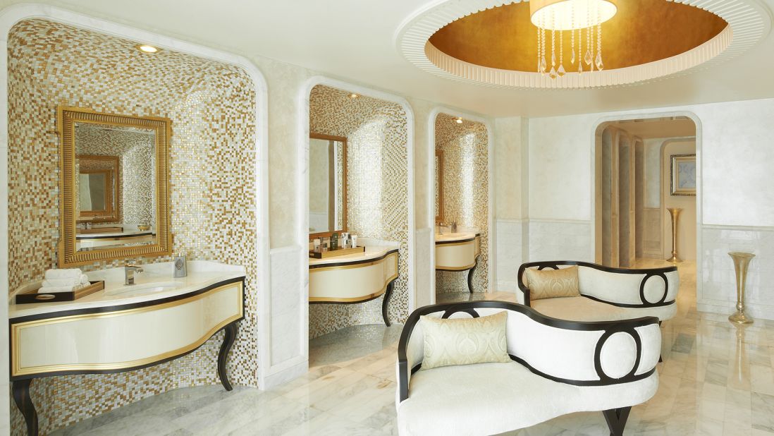 Decorated in glossy whites and blacks, the high-ceiling, marble-floored Remède Spa at the St. Regis Abu Dhabi is luxurious and elegant.