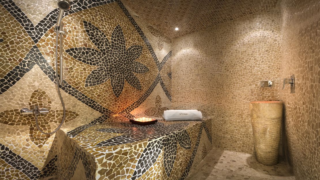 Tips and Toes' 90-minute hammam session is a popular among UAE residents.