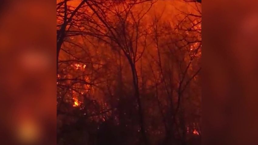 gatlinburg tennessee wildfires todd tsr dnt _00000818.jpg
