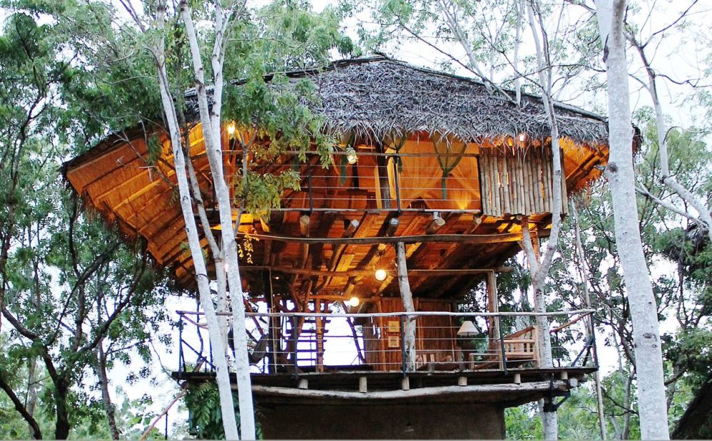 Saraai Village is an eco-tourism resort in the South of Sri Lanka built from recycled and up-cycled materials.