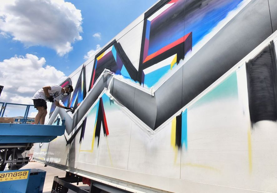 Felipe Pantone is known for his avant garde graffiti. He was part of the Ultra Boyz crew. 