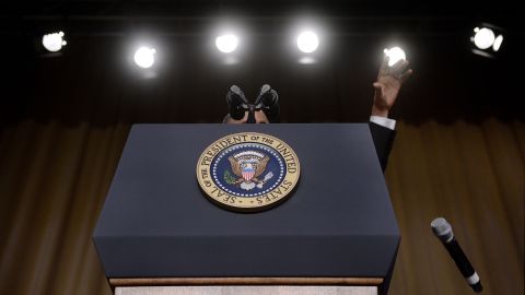 <strong>April 30:</strong> US President Barack Obama drops the microphone after speaking at the annual dinner of the White House Correspondents' Association. <a href="http://www.cnn.com/2016/04/30/politics/white-house-correspondents-dinner-obama-best-lines/" target="_blank">Obama's 10 best lines</a>