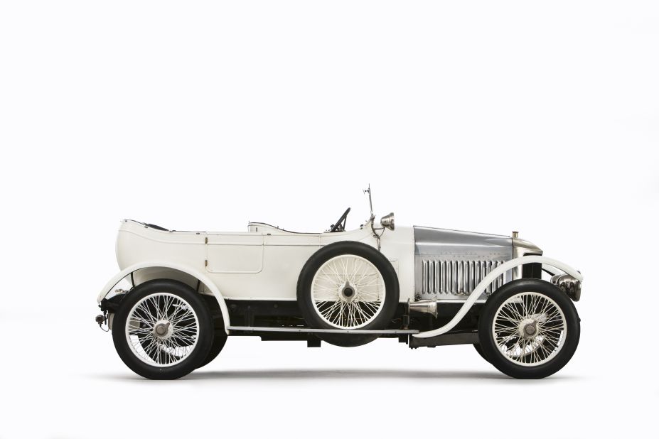 This 1914 Vauxhall 25hp 'Prince Henry' Sports Torpedo, widely recognized as the world's first true sports car, just sold for $657,185 (£516,700). 