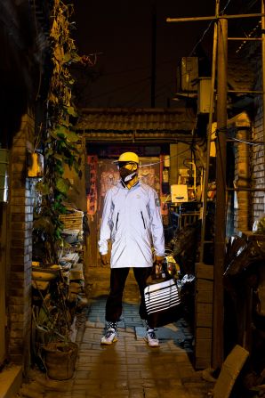 An image from Puma's campaign featuring Wang's pollution mask.