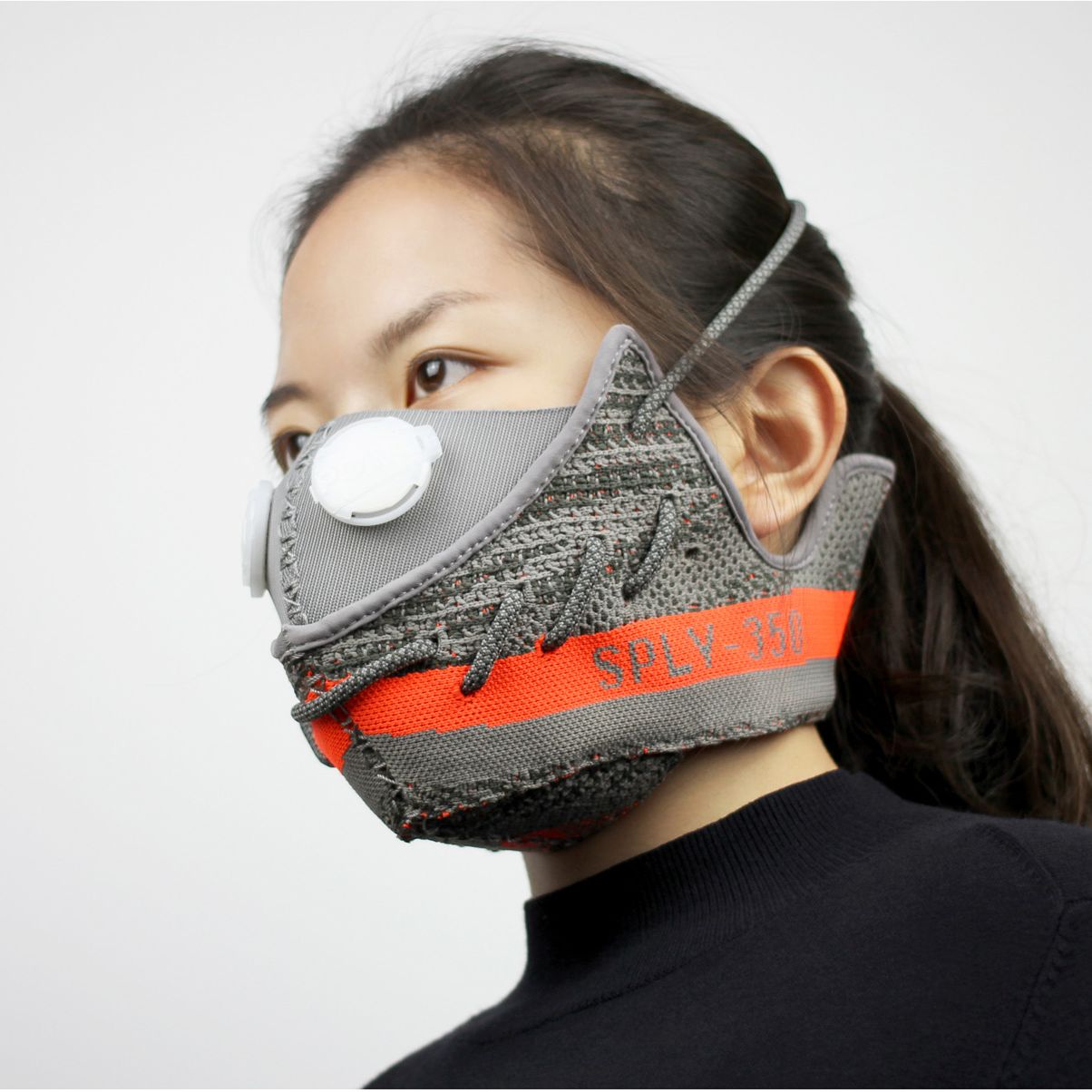 Wees tevreden niveau naam Chinese designer turns sneakers into pollution masks | CNN
