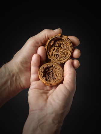 At the Art Gallery of Ontario, experts are exhibiting new findings about how famed 500-year-old boxwood miniature carvings were constructed. 