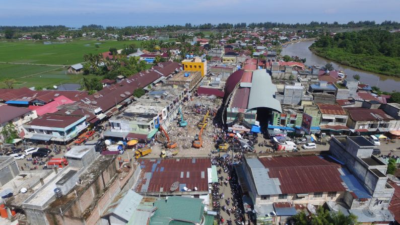 An overview of Pidie Jaya shows continuing rescue efforts on December 8. 
