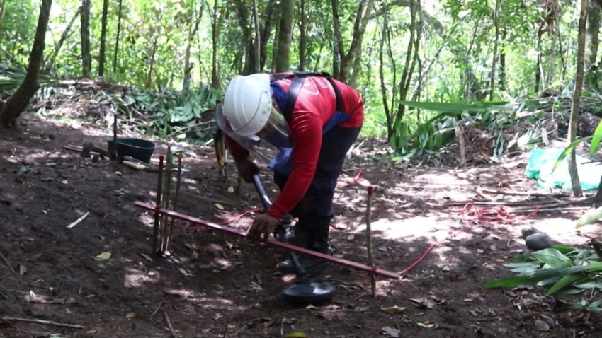 Former FARC rebel works locating land mines