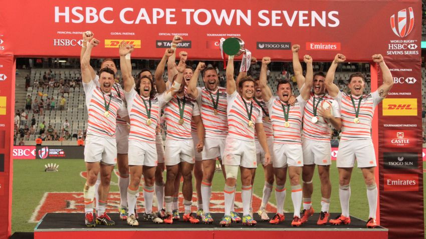 CAPE TOWN, SOUTH AFRICA - DECEMBER 11: England during the trophy presentation during day 2 of the HSBC Cape Town Sevens at Cape Town Stadium on December 11, 2016 in Cape Town, South Africa. (Photo by Petri Oeschger/Gallo Images/Getty Images)