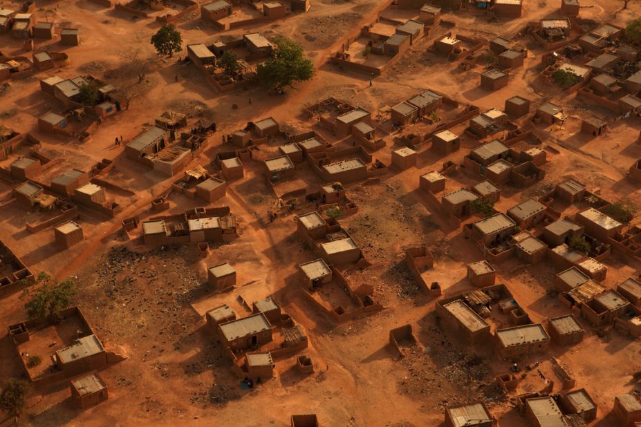 Deforestation and climate change has drastically reduced the supply of wood and straw in the Sahel region of Sub-Saharan Africa.<br /><br />Among the damaging effects of this is a shortage of material to build and maintain homes, and millions now suffer in sub-standard housing. 