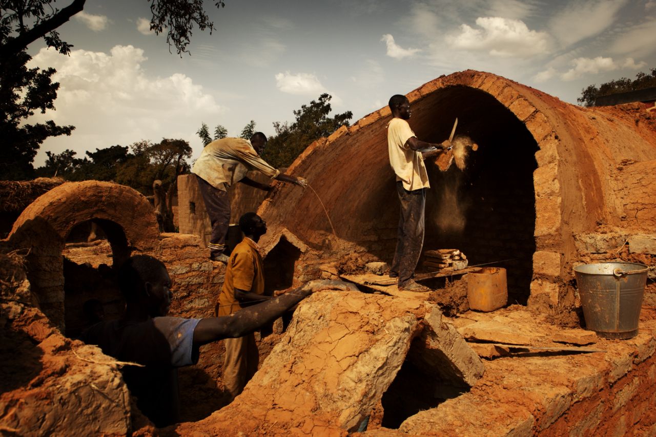 The NGO has a market-based approach to proliferating the Nubian vault homes. It has trained over 500 masons and hundreds more apprentices who can respond to public demand and train a new generation. 
