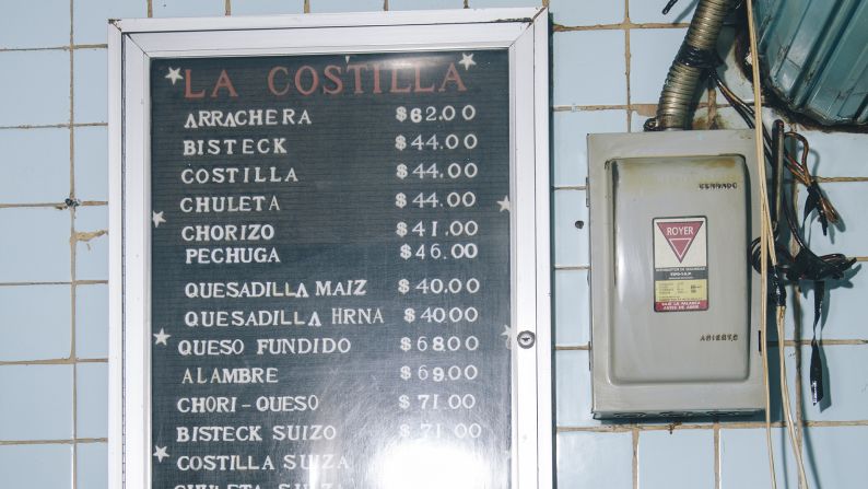 Taqueria La Costilla is known for its namesake costilla taco. It's 100 grams of meat with three tortillas -- little more than the iron-twang of good beef, salt and a little garlic that begs for one of their incendiary salsas.<br />