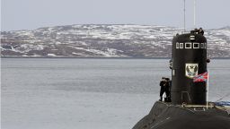 Severomorsk, RUSSIAN FEDERATION: A Russian submarine "Lipetsk" ("Kilo" type, according to NATO, project 877 in Russian classification) stands at Russia's Nothern Fleet base in the town of Severomorsk not far from the city of Murmansk, 19 April 2007.   AFP PHOTO/ ALEXANDER NEMENOV. (Photo credit should read ALEXANDER NEMENOV/AFP/Getty Images)
