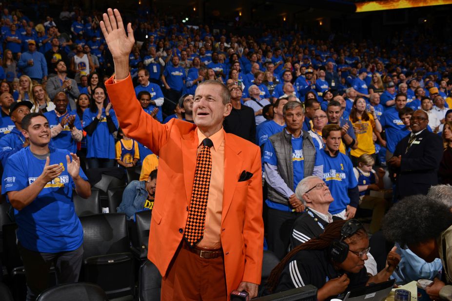<a href="http://www.cnn.com/2016/12/15/us/craig-sager-dies/index.html" target="_blank">Craig Sager</a>, the longtime Turner Sports sideline reporter best known for his colorful -- and at times fluorescent -- wardrobe, died December 15 after battling acute myeloid leukemia, the network said. He was 65.