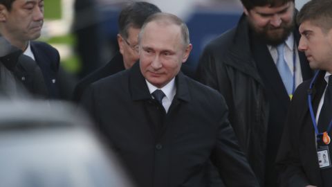 Putin arrives at Yamaguchi Ube Airport in Ube, western Japan on December 15, 2016.
