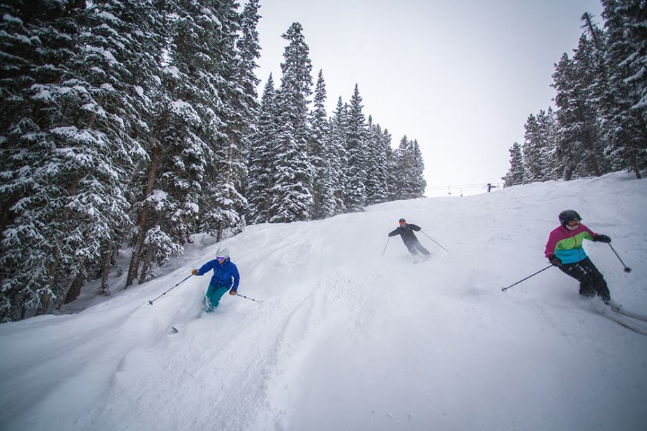 Crested Butted Mountain Resort in Colorado offers Women's Tips clinics on Tuesdays. The $67 fee includes an après glass of wine.