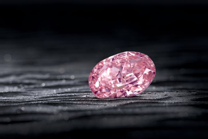 The Juliet Pink from South Africa, also from L.J. West, This rare Fancy Intense Pink weighs whopping 30 carats and is set in a necklace. 
