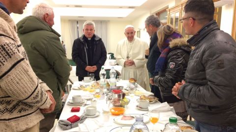 The birthday breakfast took place in the Vatican dining room. 