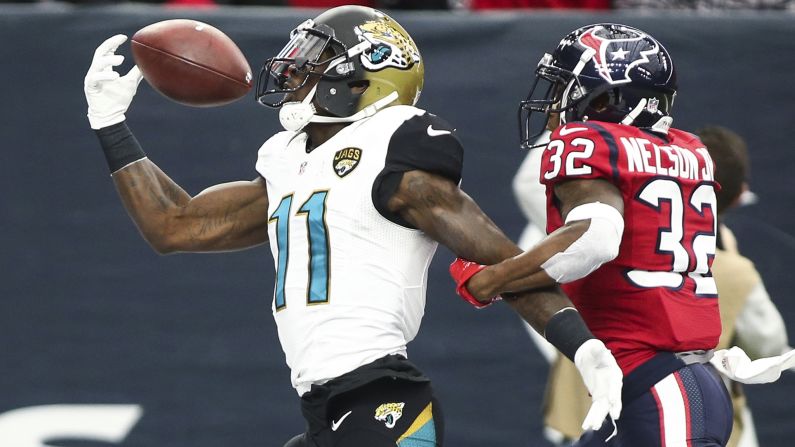 Jacksonville wide receiver Marqise Lee tries to pull in a pass during an NFL game at Houston on Sunday, December 18.