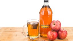 01 apple cider vinegar STOCK