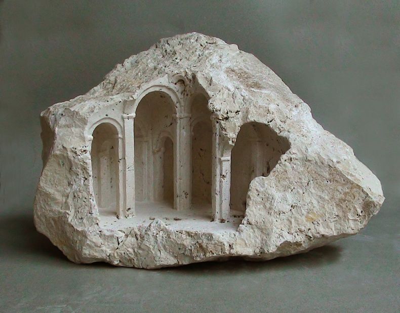 Matthew Simmonds is a stonemason who carves beautiful designs into stone. 