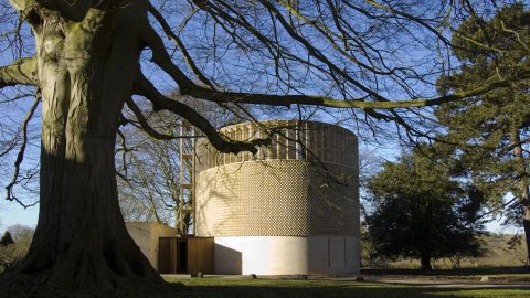 The Bishop Edward King Chapel at Ripon Theological College at Cuddesdon, Oxfordshire is a new religious building for the Church of England, embracing nature and religion.