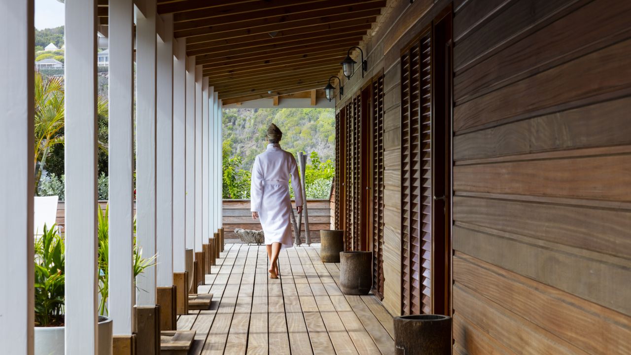 Boutique resort Le Guanahani offers a restorative Spa by Clarins.