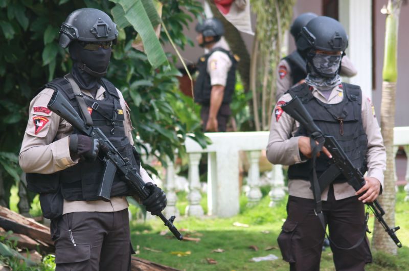 Indonesia Police Kill Terror Suspects During Raid | CNN