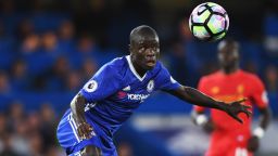 LONDON, ENGLAND - SEPTEMBER 16:  N'Golo Kante of Chelsea in action during the Premier League match between Chelsea and Liverpool at Stamford Bridge on September 16, 2016 in London, England.  (Photo by Shaun Botterill/Getty Images)