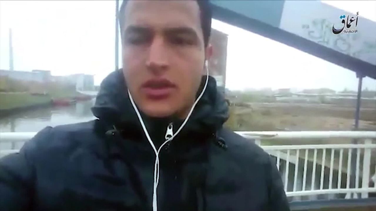 berlin attack allegiance to isis video_00002607.jpg