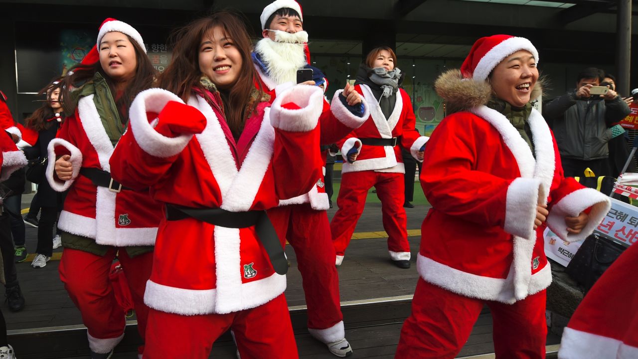 South Korea Scandal Santas March Against Impeached President Cnn