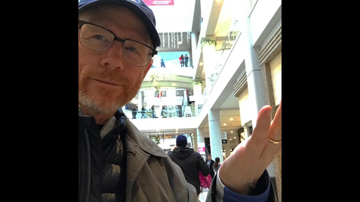 "Guess who procrastinated on the gift buying....again?" actor Ron Howard <a href="https://www.instagram.com/p/BOaI9DuhcX3/" target="_blank" target="_blank">said on Instagram</a> on Saturday, December 24. "But hey, I've learned to love the hustle-bustle Happy Holidays, all."