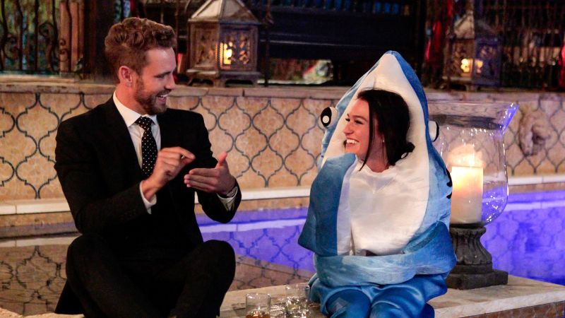 bachelor returns top premiere moments cnn