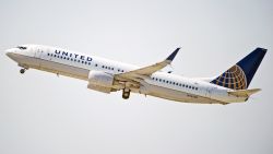 United Airlines plane STOCK