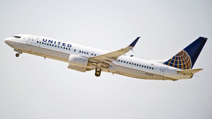 United Airlines plane STOCK