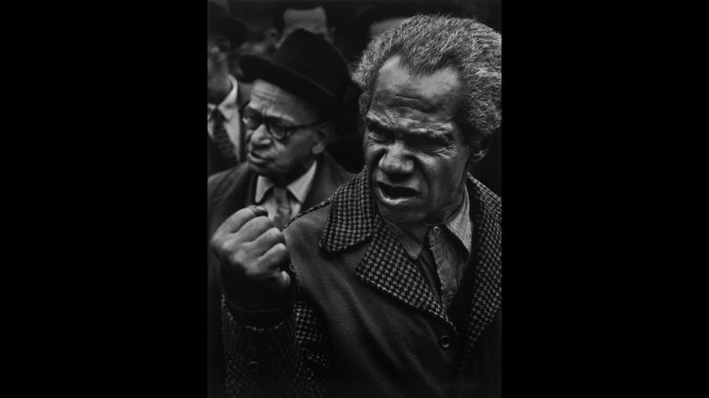 Heath's <a href="index.php?page=&url=https%3A%2F%2Fwww.nytimes.com%2F2016%2F07%2F02%2Farts%2Fdave-heath-photographer-of-isolation-dies-at-85.html" target="_blank" target="_blank">obituary in The New York Times</a> noted his "alienated but tender view of humanity. The poor and lonely, of many ages and races, predominate in his world."