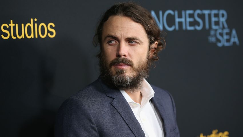 BEVERLY HILLS, CA - NOVEMBER 14:  Actor Casey Affleck attends the premiere of Amazon Studios' "Manchester By The Sea" at Samuel Goldwyn Theater on November 14, 2016 in Beverly Hills, California.  (Photo by Phillip Faraone/Getty Images)