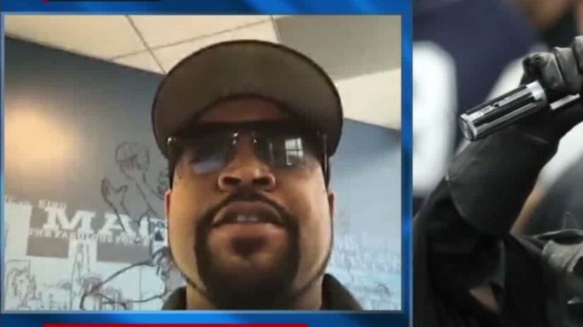 Ice Cube's love for the Oakland Raiders _00015113.jpg