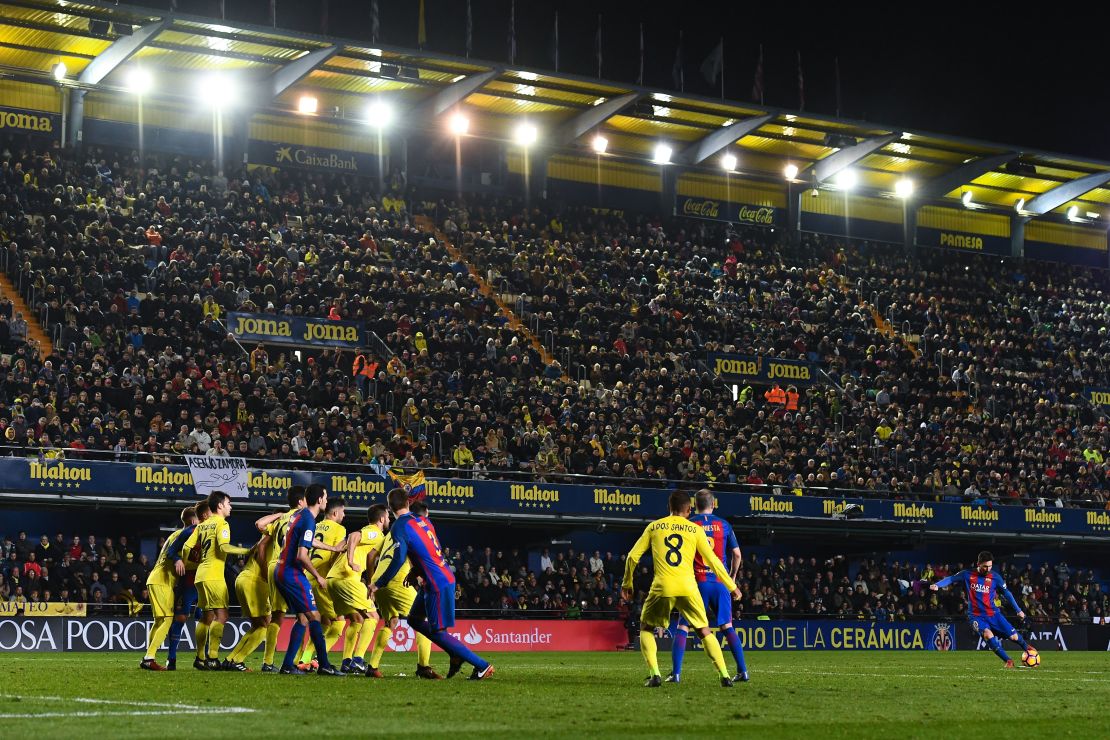 Lionel Messi finds the top corner to secure Barca a point at Villarreal.