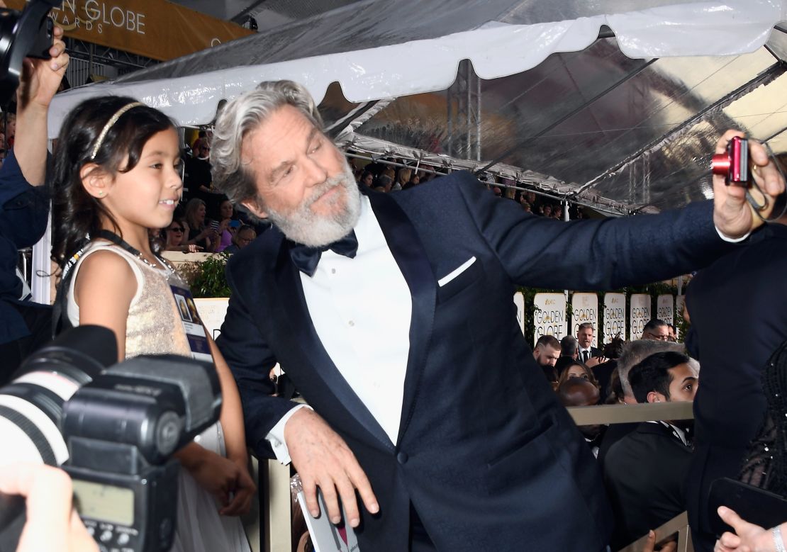 Jeff Bridges is hoping to win the Supporting Actor title.
