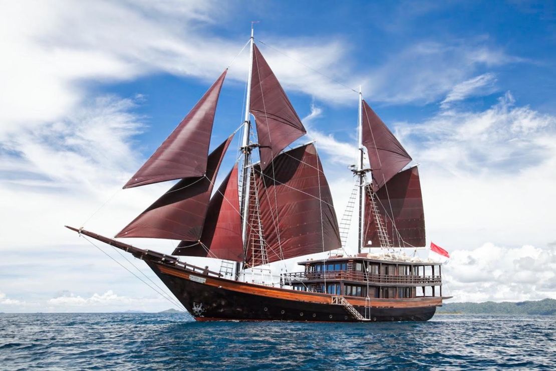 Dunia Baru: "Like a floating villa."