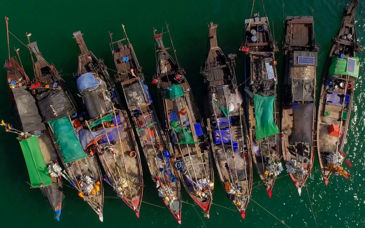 <strong>Moken: </strong>An aerial view of a row of Moken boats.